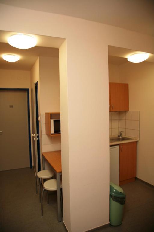Imola Hostel Eger Camera foto