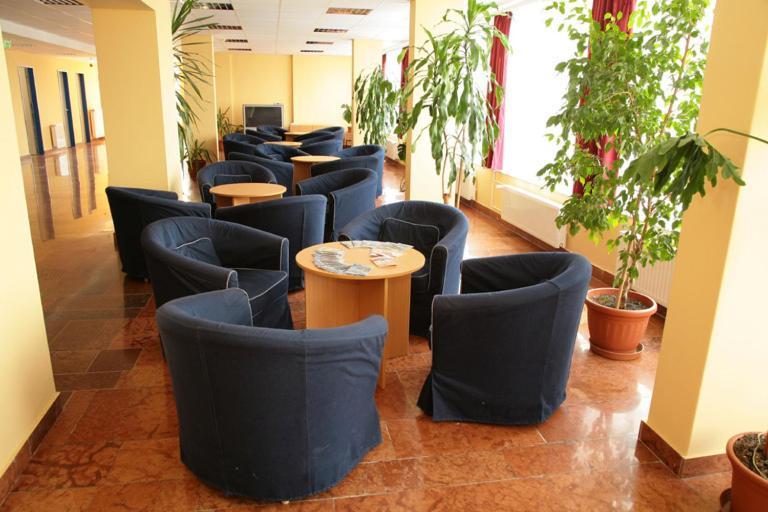 Imola Hostel Eger Esterno foto